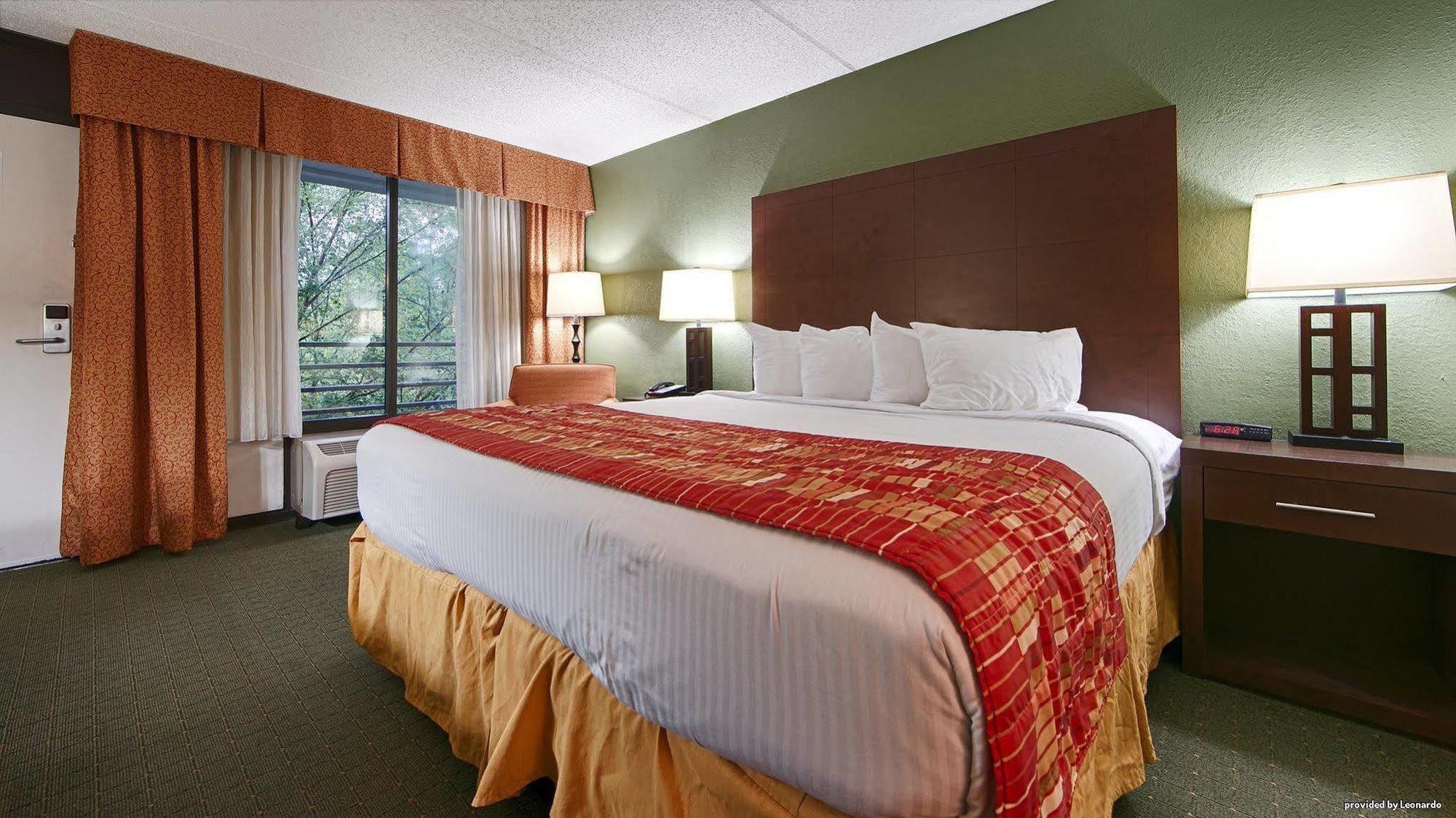 Quality Inn Columbus Near Fort Benning Exterior photo