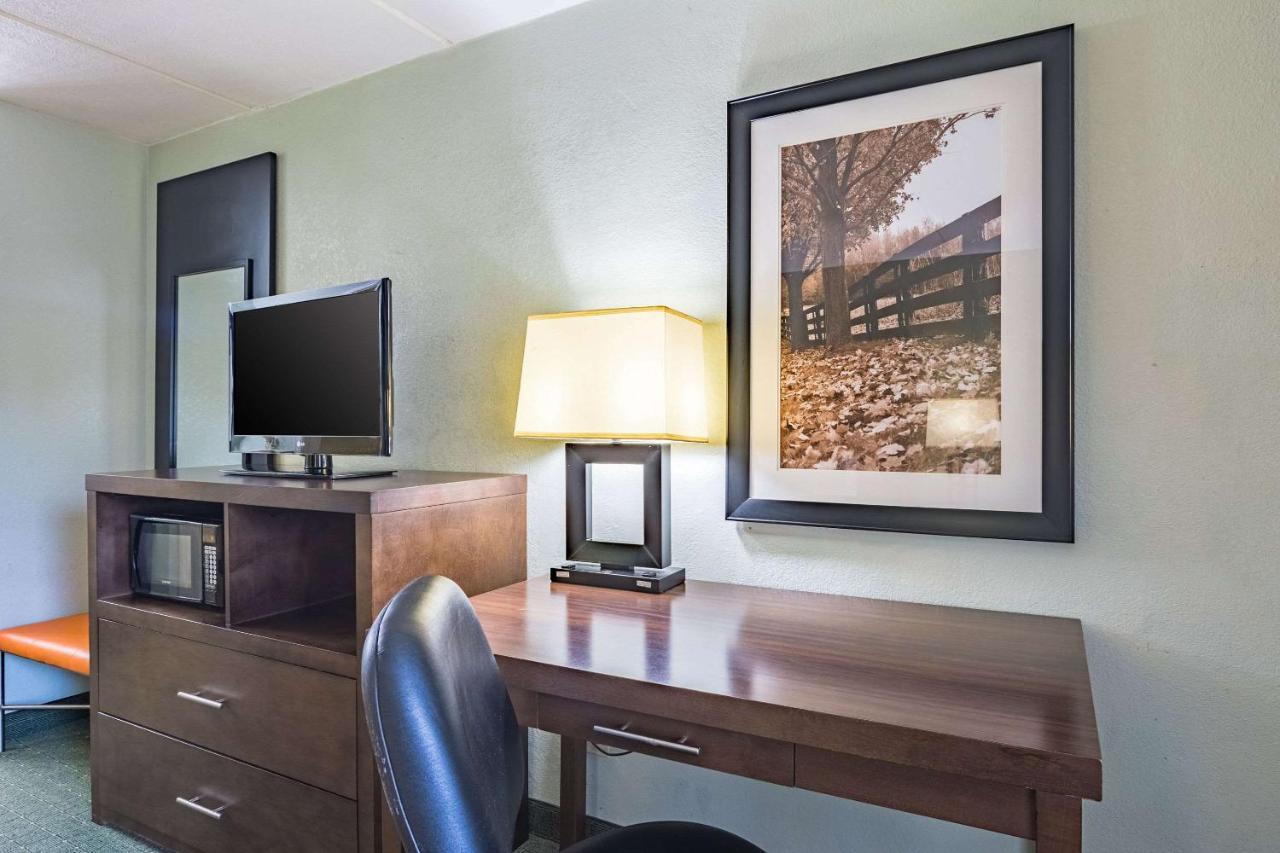 Quality Inn Columbus Near Fort Benning Exterior photo